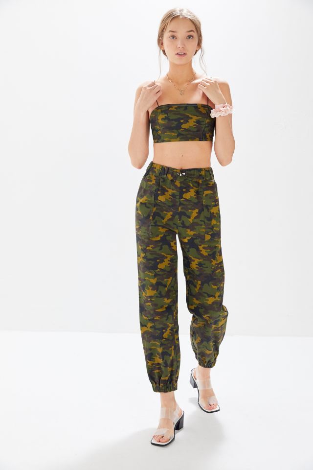 UO Jane Camo Cropped Tank Top #1