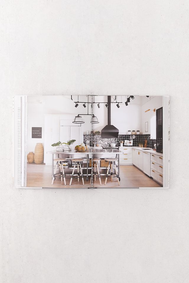 Homebody: A Guide to Creating Space You Never Want to Leave By Joanna Gaines #1