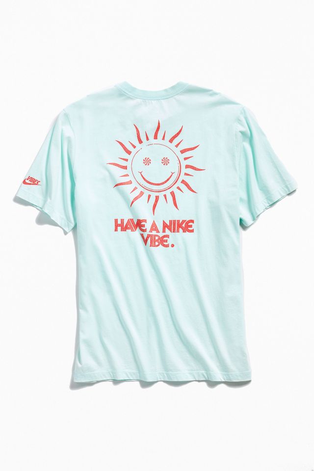 Nike vibes outlet tee