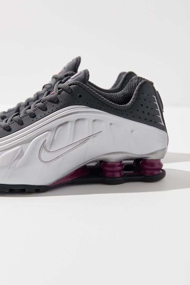 Nike Shox R4 Sneaker #2