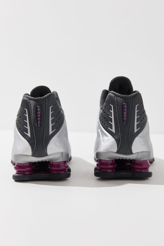 Nike Shox R4 Sneaker #3