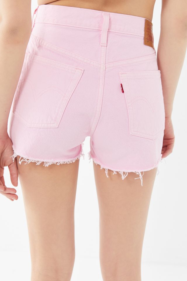 Levi’s 501 High-Waisted Denim Short – Light Pink