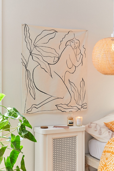 タペストリー Urban Outfitters インテリア雑貨 Figure Study Tapestry | Urban Outfitters
