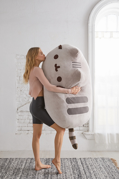Giant Stuffed Pusheen Plushie | Urban 