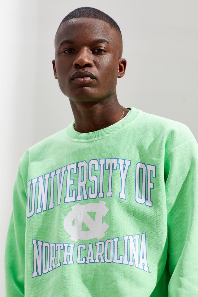 Champion sweaters 2024 urban outfitters miami