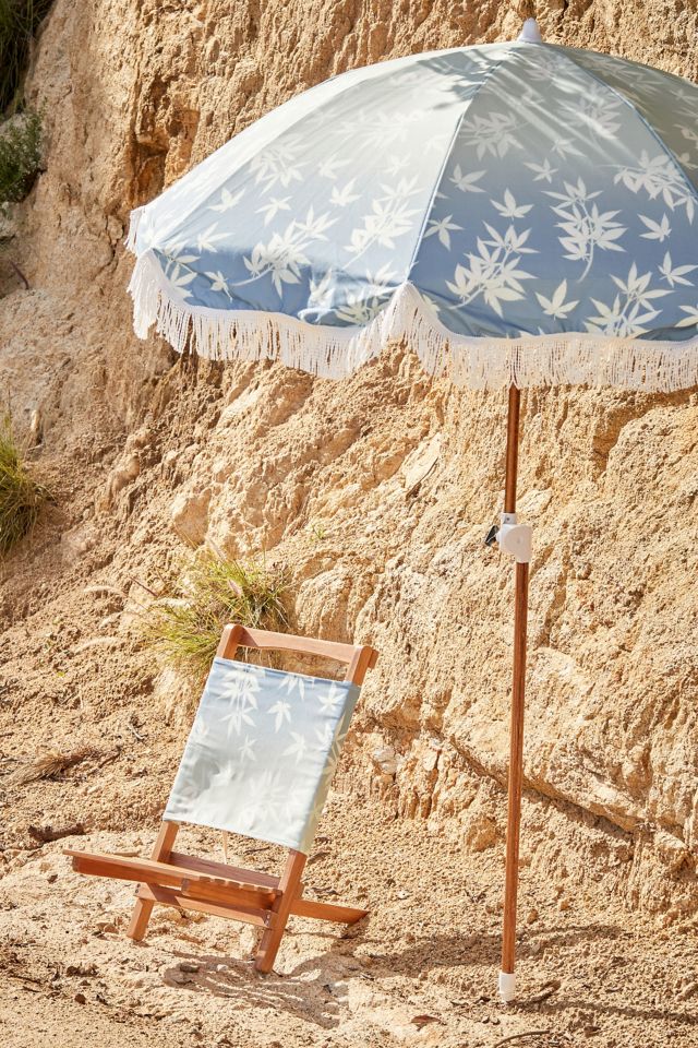 Business & Pleasure Co. UO Exclusive Printed Holiday Beach Umbrella