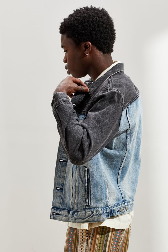 Levi s Banzi Denim Trucker Jacket Urban Outfitters