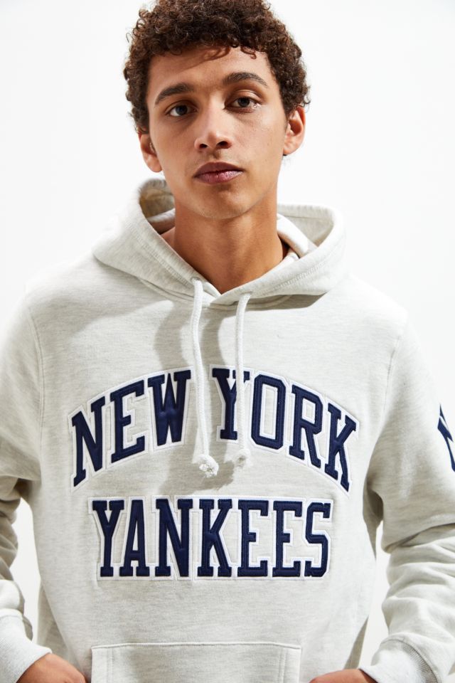 New York Yankees Mitchell & Ness Lightweight Logo Hoodie