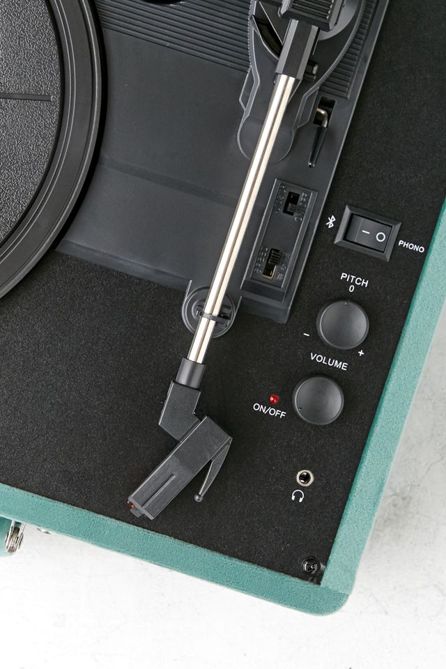 Crosley UO Exclusive Quiet Jungle Velvet Cruiser Bluetooth Crosley UO Exclusive Quiet Jungle Velvet Cruiser Bluetooth