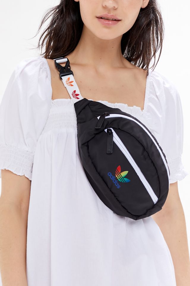 Adidas fanny pack store urban outfitters