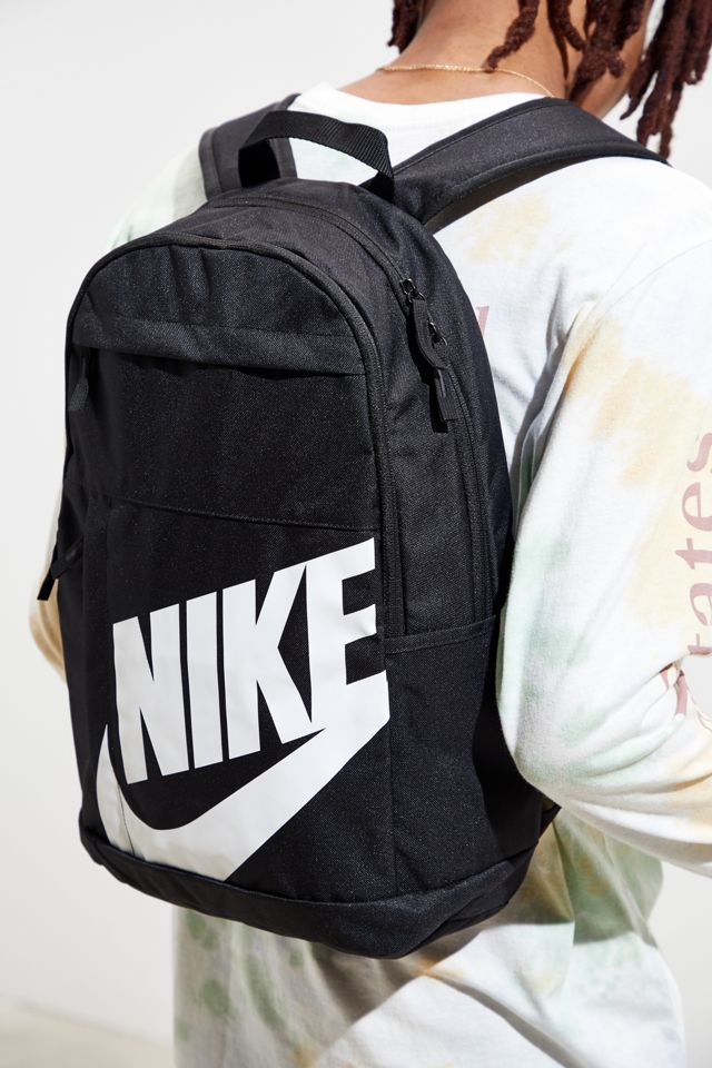 black nike elemental 2.0 backpack Aop2 - Black/White, BA6021010 The Nike Elemental 2.0 Backpack is a new spin on an old classic Nike Elemental Backpack 'Black' CK0993-010