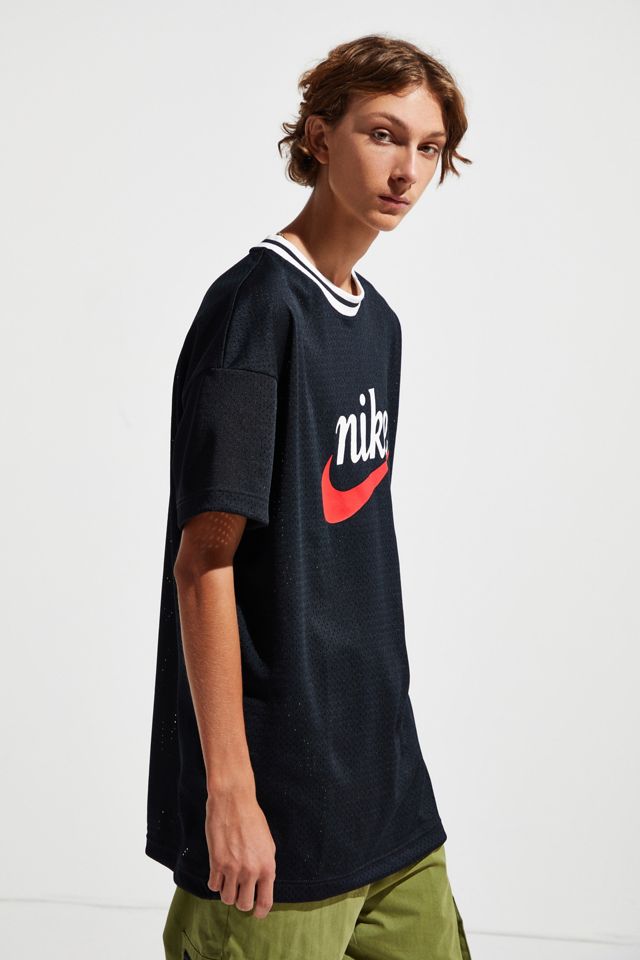 declare Manga Sincerely Nike Heritage Mesh Tee | Urban Outfitters