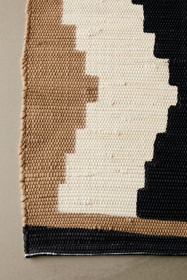 Tevyn Printed + Woven Rug | Urban Outfitters