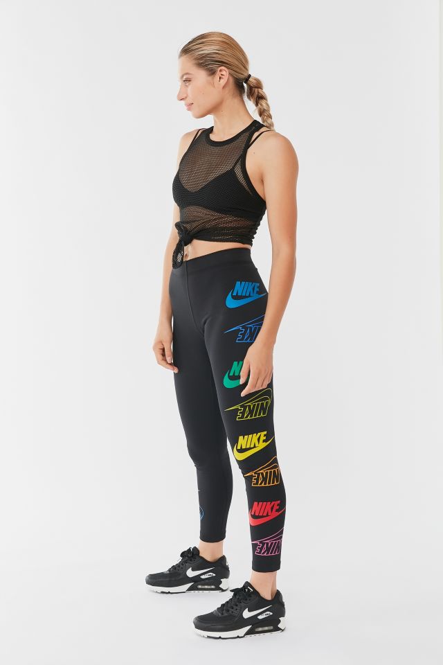 Leed Doorbraak milieu Nike Leg-A-See Rainbow Logo Legging | Urban Outfitters