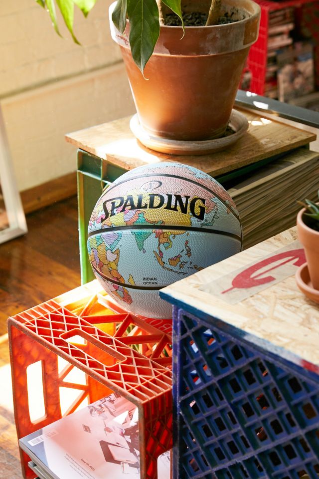 Spalding UO Exclusive Globe Basketball