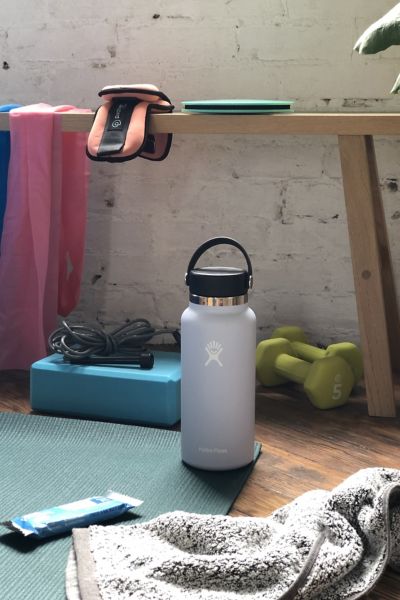 Hydro Flask 32 oz in Lilac with matching boot and lid from ! : r/ Hydroflask