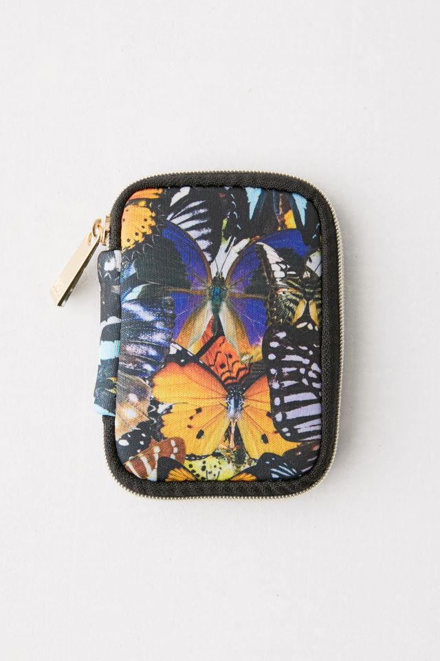 MYTAGALONGS UO Exclusive Earbud Case | Urban Outfitters