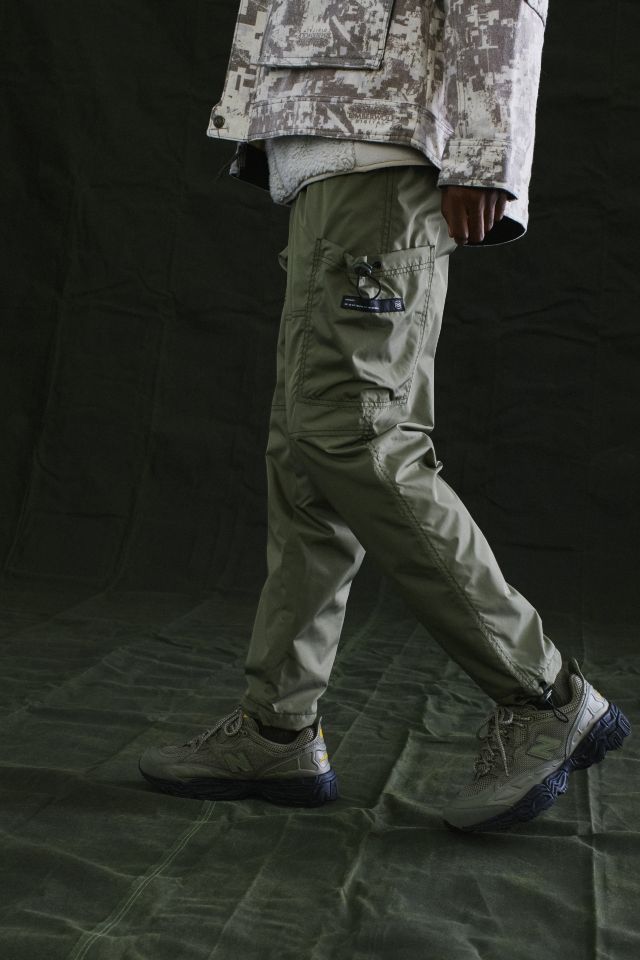 Urban outfitters mens cargo on sale pants