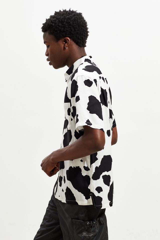 UO Cow Print Short Sleeve Button-Down Shirt   #3