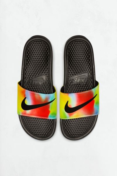 Tie dye 2025 nike slides