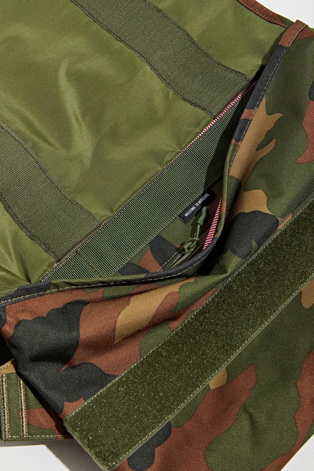 Herschel Supply Co. Grade MidVolume Messenger Bag Urban Outfitters