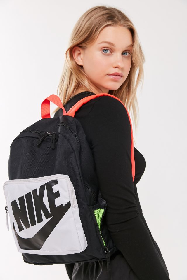 Nike Classic Mini Backpack