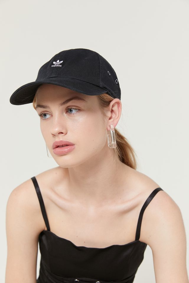 Adidas mini logo store cap