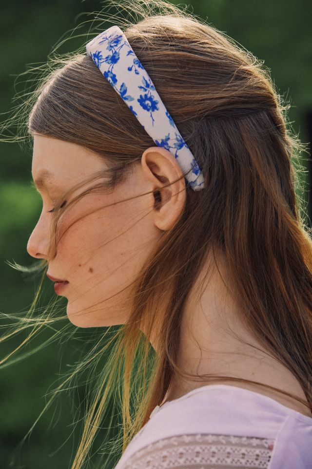 Laura Ashley UO Exclusive Emma Floral Underwire Bra Top, UO's Latest  Collab Will Bring You Back to Your Childhood, Starting With a Single  Headband