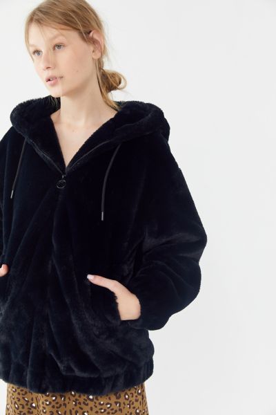 Faux fur hoodie store mens urban outfitters