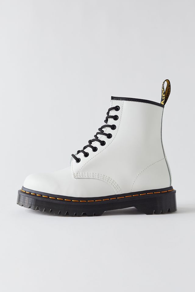 doc marten boots urban outfitters