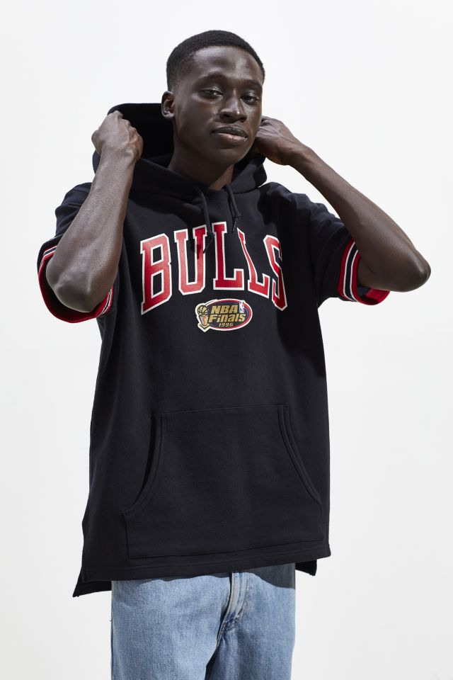 French Terry Short Sleeve Hoody Chicago Cubs - Shop Mitchell & Ness Fleece  and Sweatshirts Mitchell & Ness Nostalgia Co.
