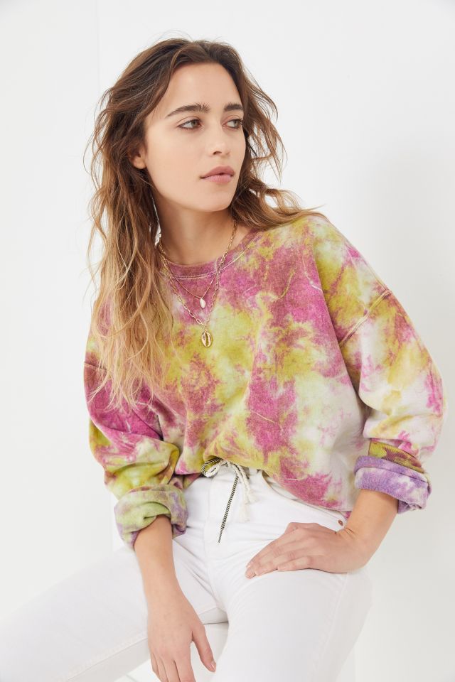 Urban Renewal Remade Heart Tie Dye Crew Neck Sweatshirt