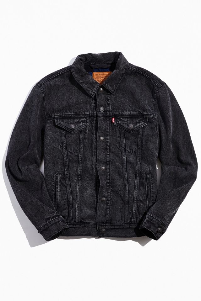 Levi s Lined Denim Trucker Jacket Urban Outfitters