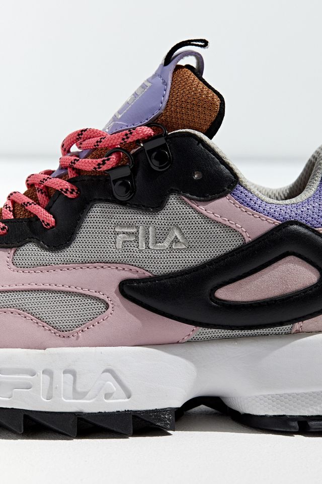 Fila uo exclusive store ray sneaker