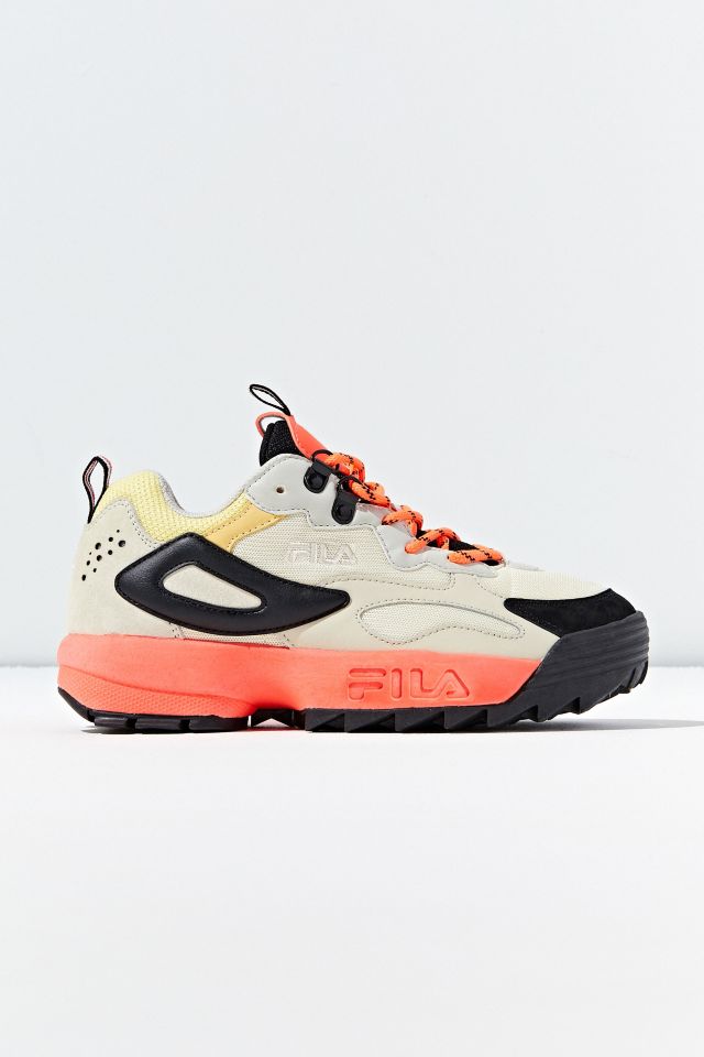 Fila uo exclusive ray cheap tracer x disruptor sneaker