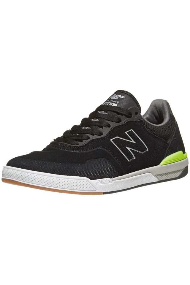 New Balance 913 Shoes Urban Outfitters