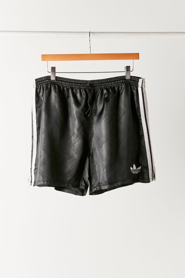 Black vintage best sale adidas shorts