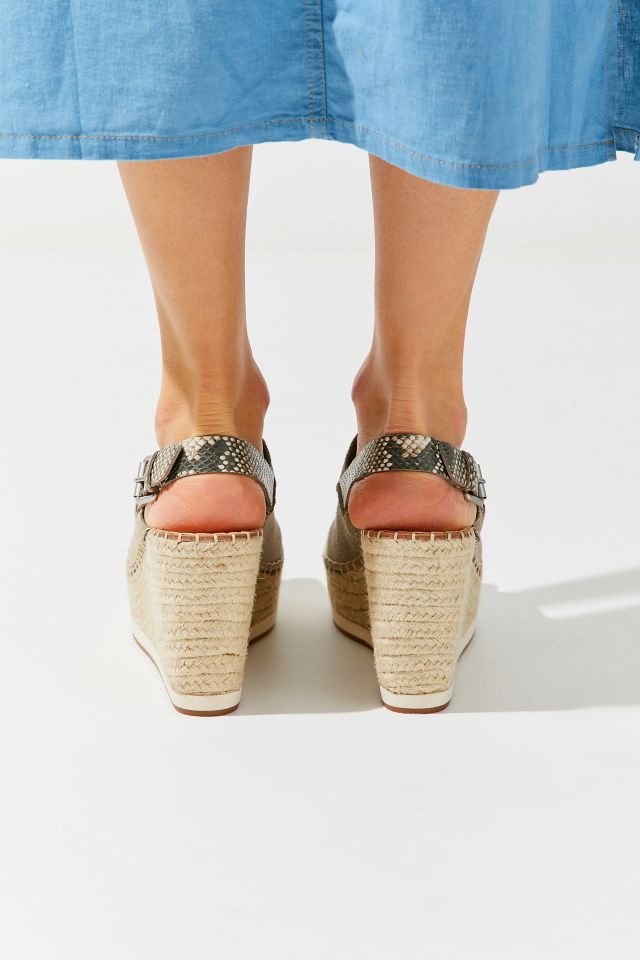 Dolce vita shan wedges online