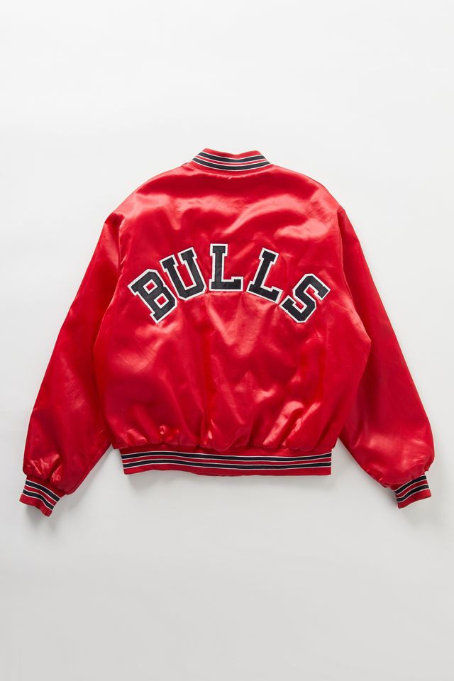 Vintage Chicago Bulls Bomber Jacket | Urban Outfitters Canada