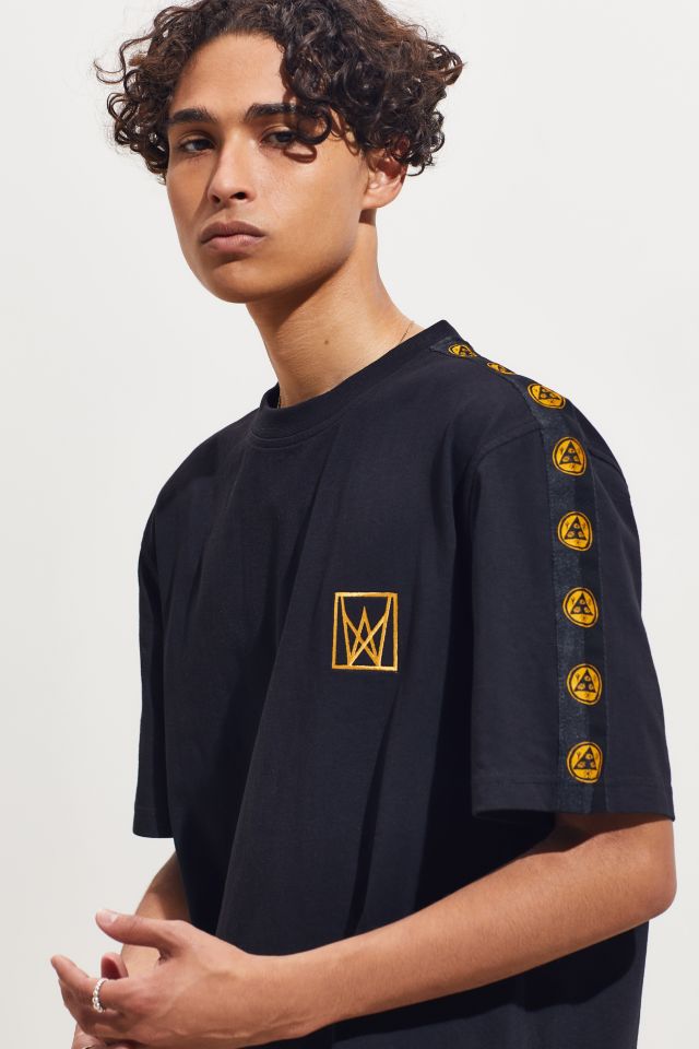 Welcome Chalice Taped Tee | Urban Outfitters Canada