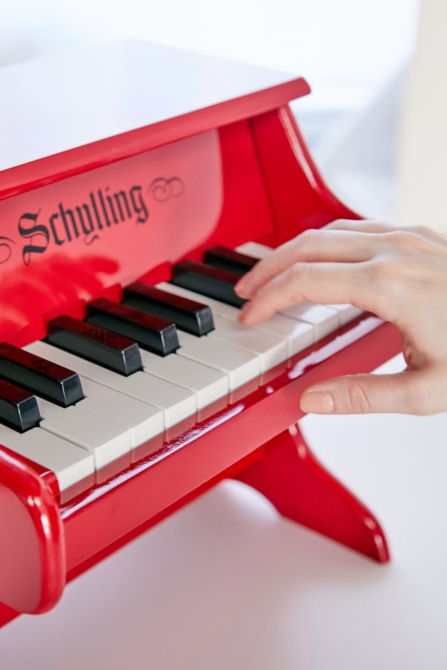 tage ned Tegn et billede Verdensvindue Mini Red Piano | Urban Outfitters