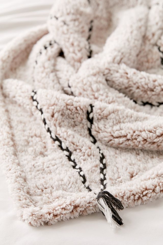 Pepper Braided Amped Fleece Throw Blanket #3
