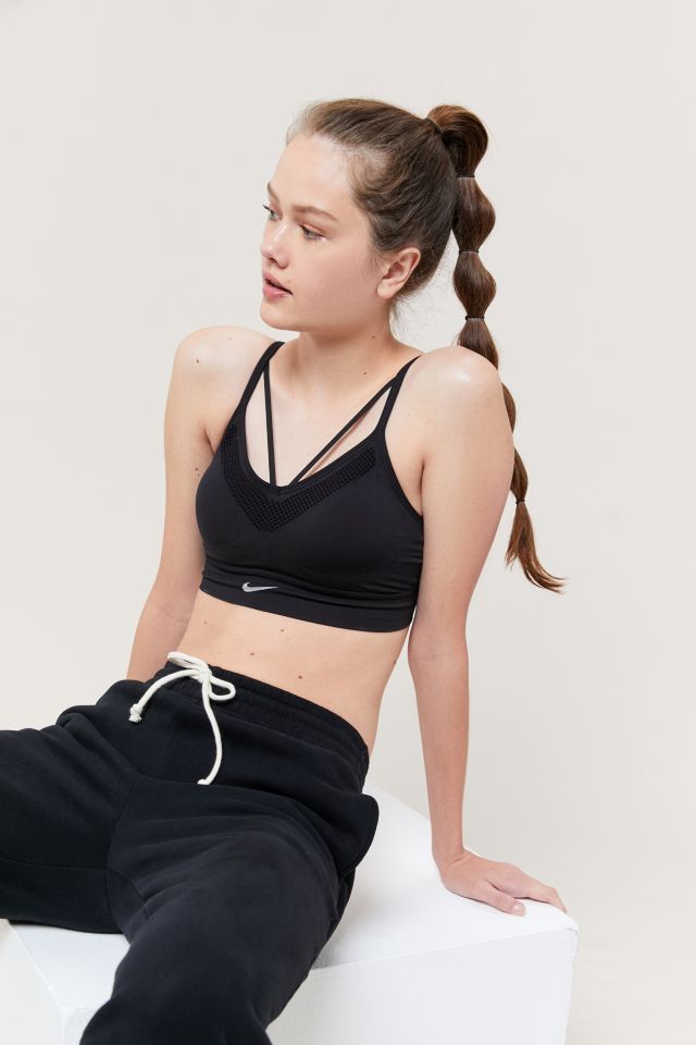 Seamless Light Support Sports Bra