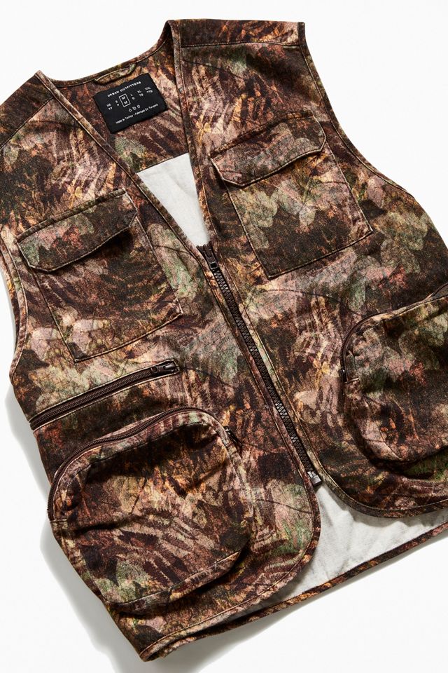 UO Leaf Print Camo Gilet Vest  #3