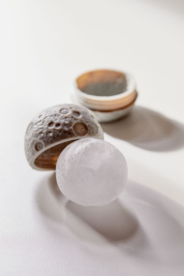 Kikkerland Ice Ball Mold Moon