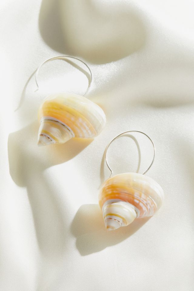 Luiny Turbo Shell Earring #1