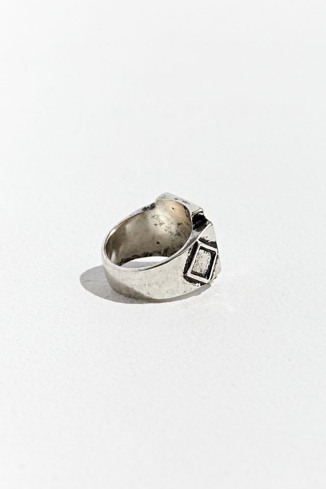 Animal Statement Ring | Urban Outfitters