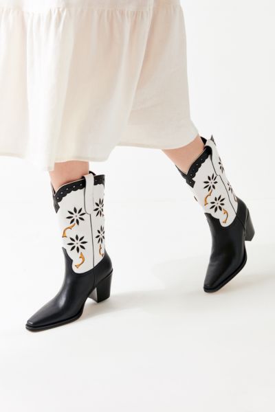 Urban outfitters hotsell white cowboy boots