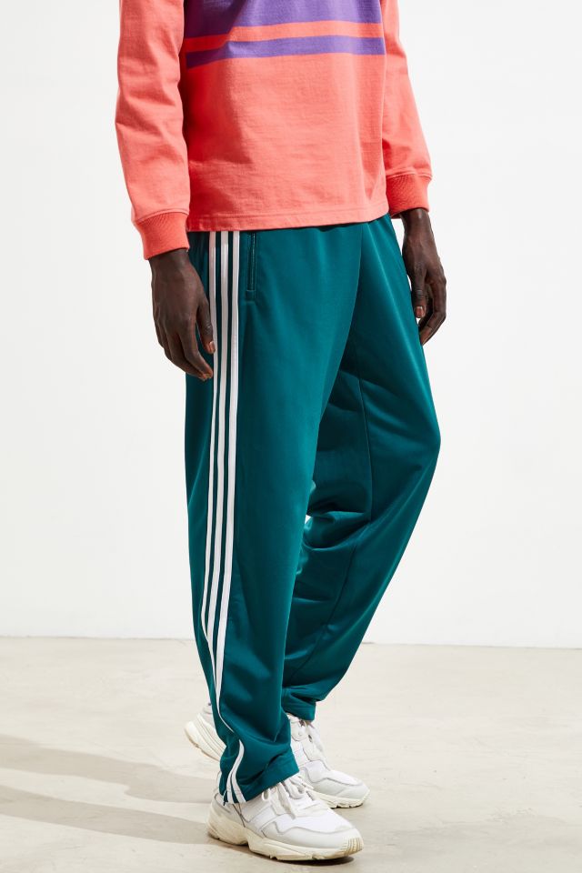 Urban outfitters adidas on sale joggers