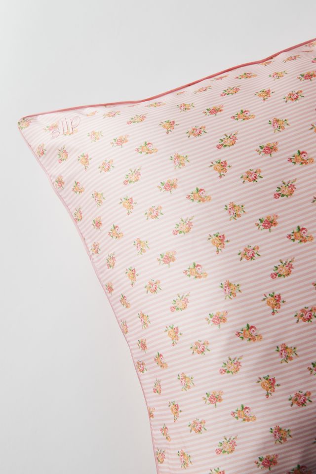 Silk pillowcase outlet urban outfitters